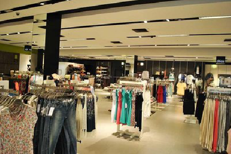 安义商场里的店面怎么装修？